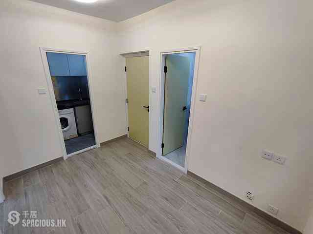 Causeway Bay - Hoi Hing Building 04