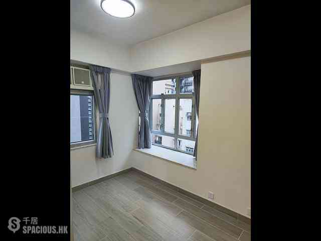 Causeway Bay - Hoi Hing Building 07