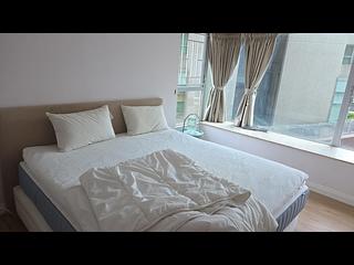 West Kowloon - The Waterfront Phase 1 Block 2 02