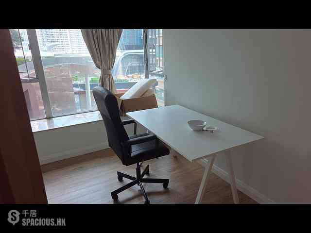 West Kowloon - The Waterfront Phase 1 Block 2 06