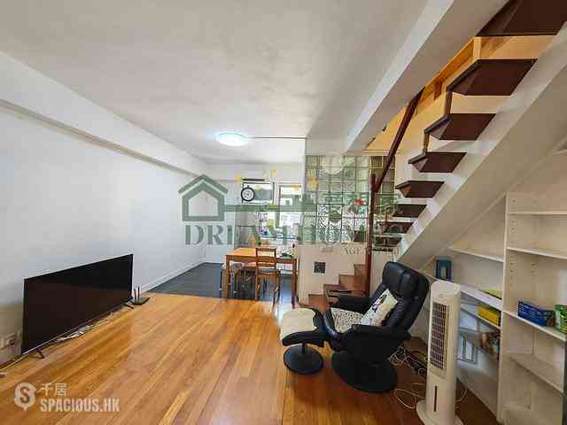 Mid Levels West - Bonham Ville 01