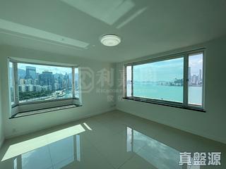 Causeway Bay - Victoria Centre Block 2 04