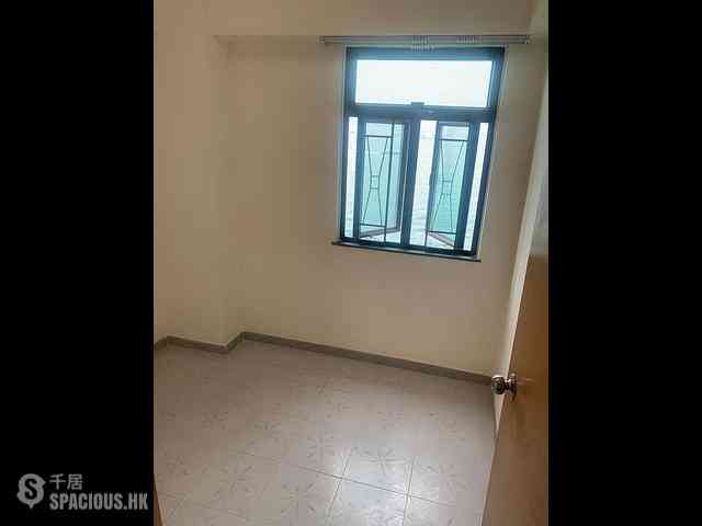 Kennedy Town - New Fortune House Block B 09
