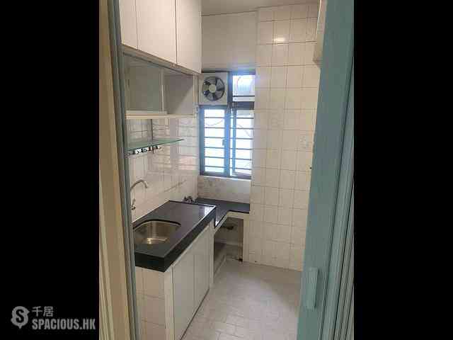 Kennedy Town - New Fortune House Block B 10
