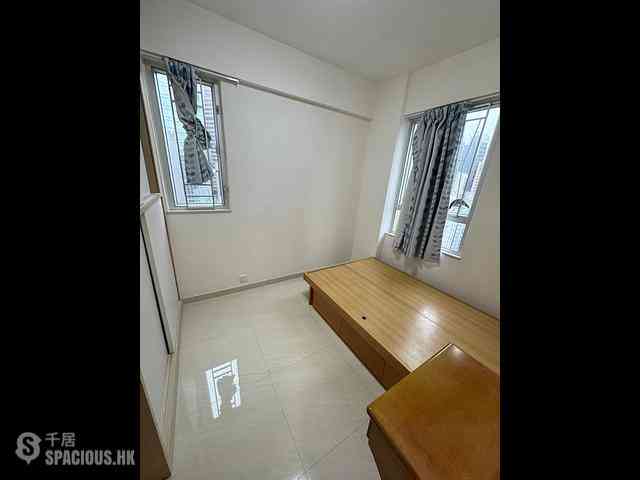 Causeway Bay - Lockhart House 04