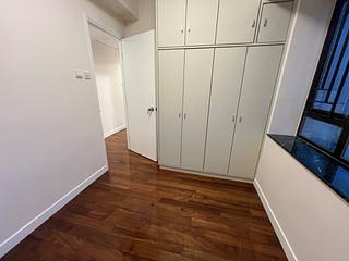 Mid Levels Central - Robinson Heights Block 1 04