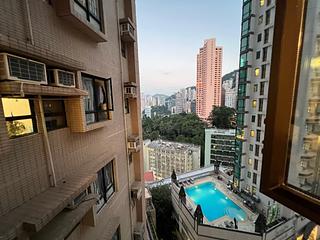 Mid Levels Central - Robinson Heights Block 1 08