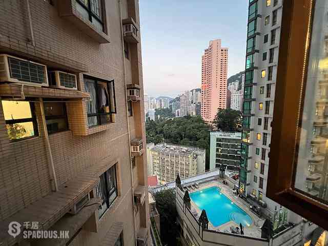 Mid Levels Central - Robinson Heights Block 1 08