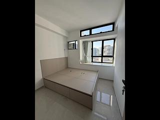 Yau Ma Tei - Prosperous Garden Block 2 04