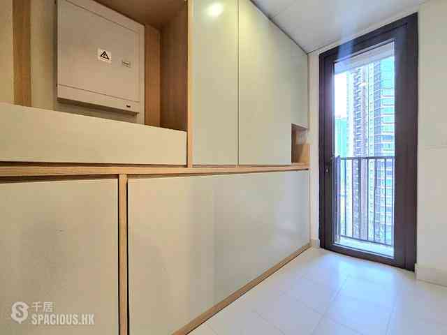 Tung Chung - The Visionary Tower 1 14