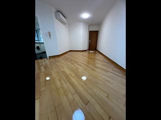 Tai Kok Tsui - Island Harbourview Block 7 02