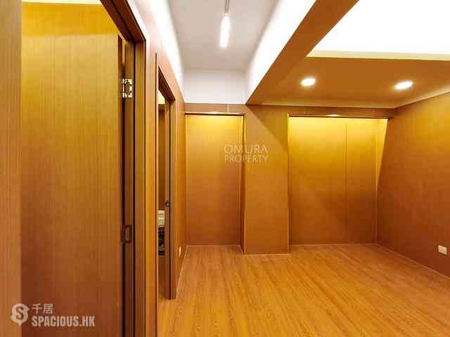 Wan Chai - 77, Queen's Road East 03