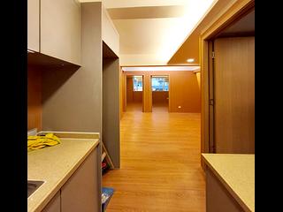 Wan Chai - 77, Queen's Road East 10