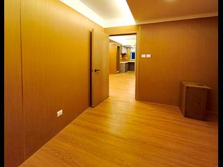 Wan Chai - 77, Queen's Road East 14