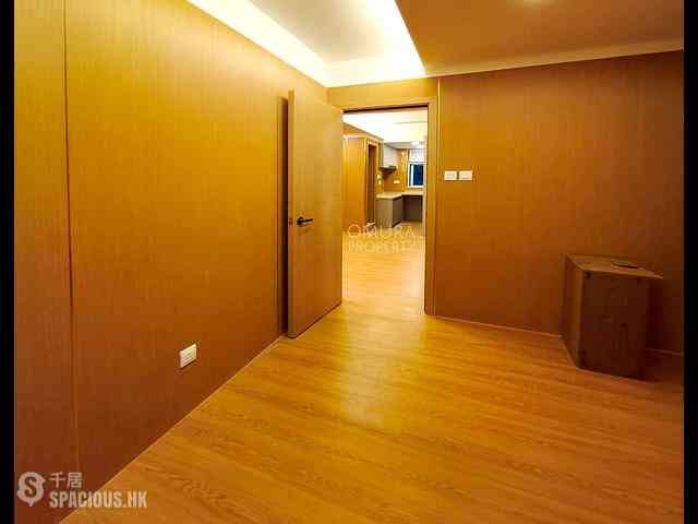 Wan Chai - 77, Queen's Road East 14