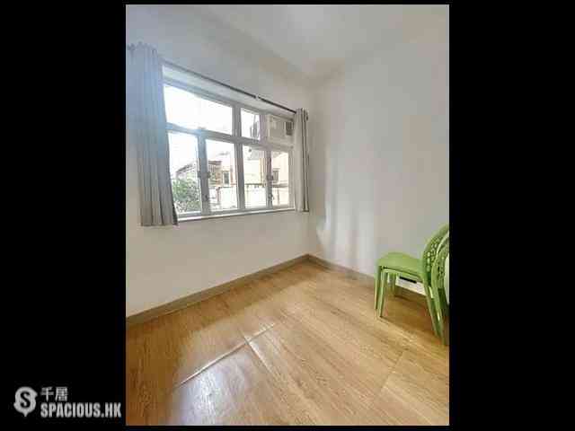 Sai Ying Pun - 33-33A, Pok Fu Lam Road 06