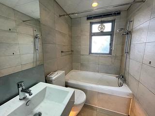Sai Wan Ho - Grand Promenade Block 3 02