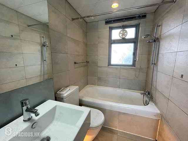 Sai Wan Ho - Grand Promenade Block 3 02