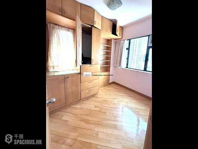 Tai Hang - Kanfield Mansion 05