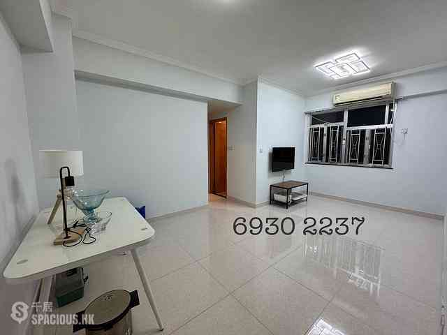Sai Ying Pun - 33, Bonham Road 01