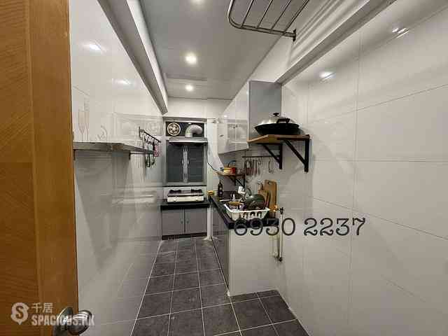 Sai Ying Pun - 33, Bonham Road 09
