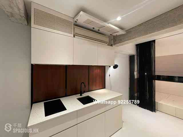 Central - 15, Peel Street 01