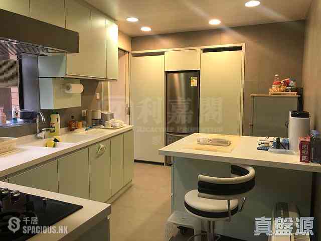 Repulse Bay - Ruby Court Tower 2 03