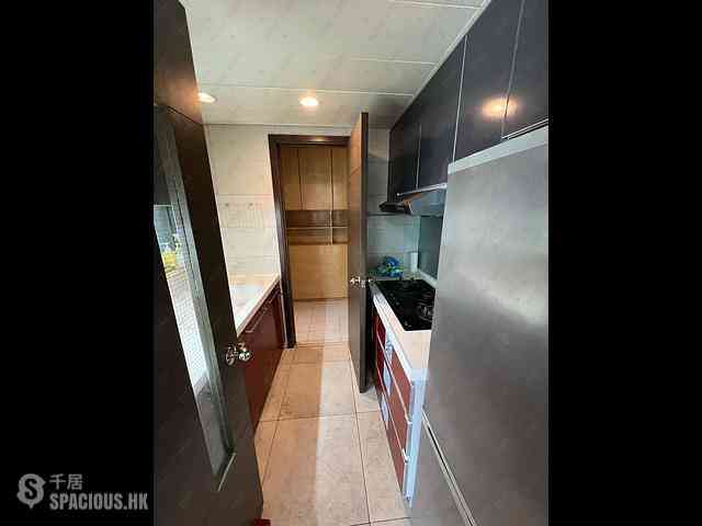 Sai Wan Ho - Grand Promenade Block 6 04