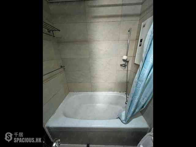 Sai Wan Ho - Grand Promenade Block 6 11