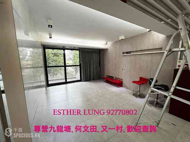 Yau Yat Chuen - Mayfair Court 04