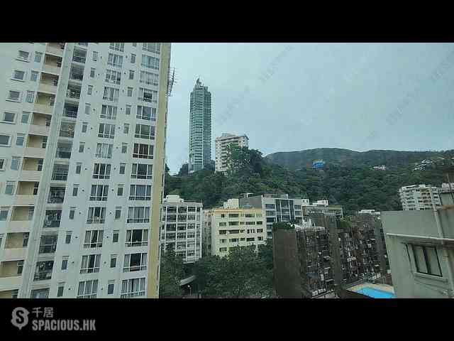 Happy Valley - Le Cachet 01
