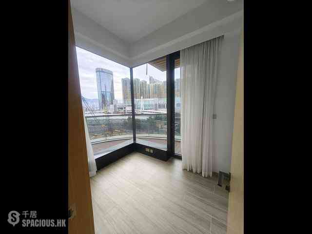 Tai Kok Tsui - Square Mile Phase 3 Aquila・Square Mile 02