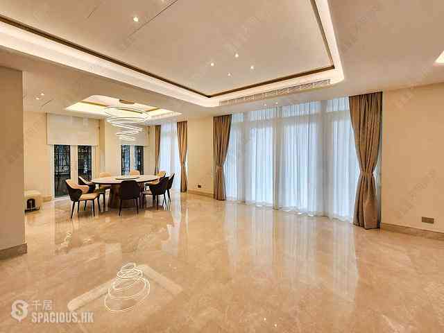 The Peak - 28, Gough Hill Road 02