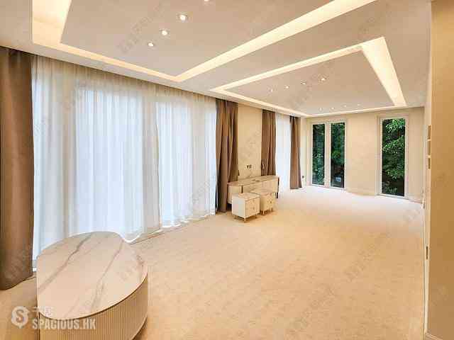 The Peak - 28, Gough Hill Road 03