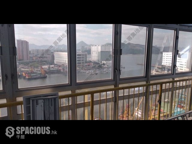 Siu Sai Wan - Paramount Building 01