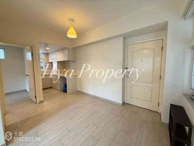 Soho - Ideal House 03