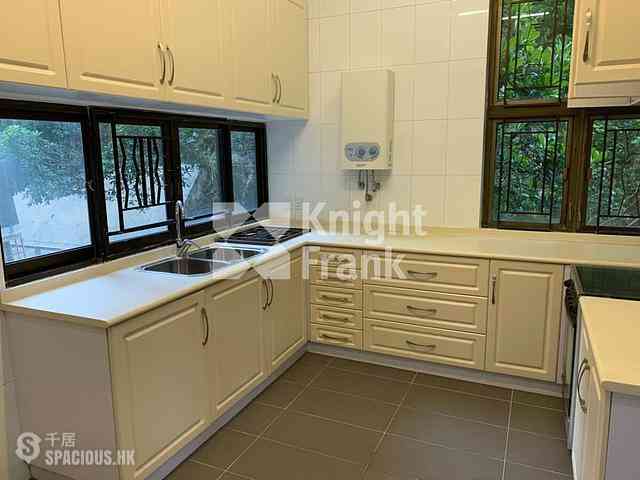 Stubbs Road - Taipan Court 09