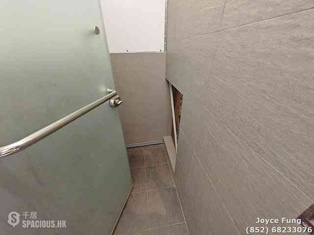 Soho - 52, Graham Street 04