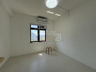 Happy Valley - Villa Rocha Block B 18