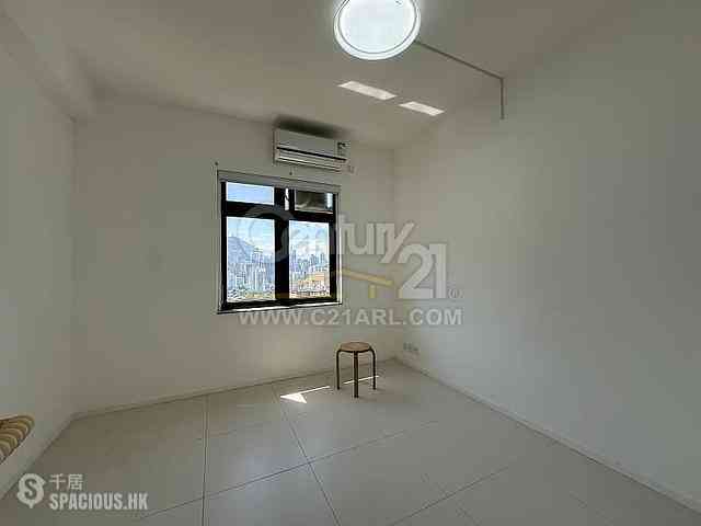 Happy Valley - Villa Rocha Block B 18