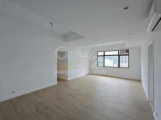 Happy Valley - Villa Rocha Block B 04