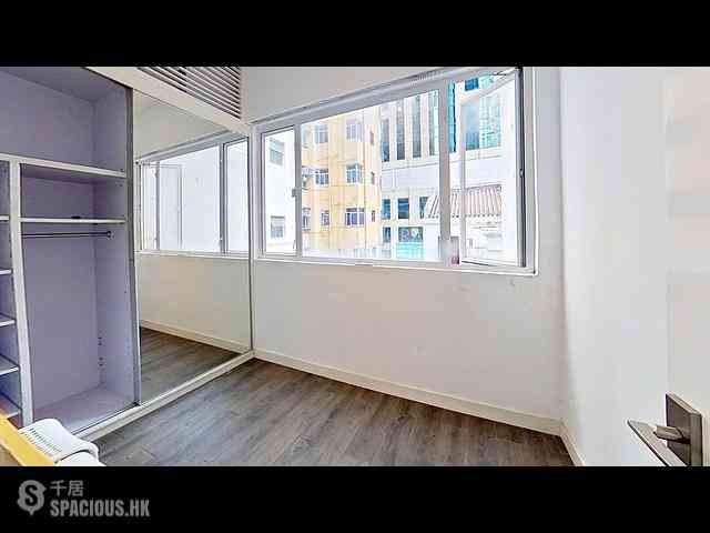 Wan Chai - Ying Fat House 18