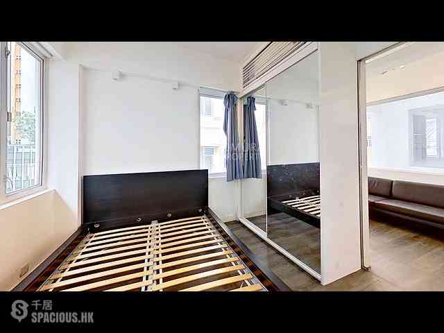 Wan Chai - Ying Fat House 19