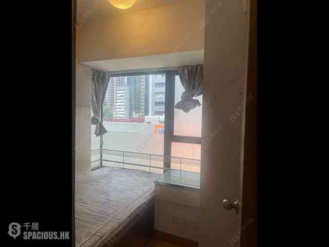 Wan Chai - 112, Johnston Road 05