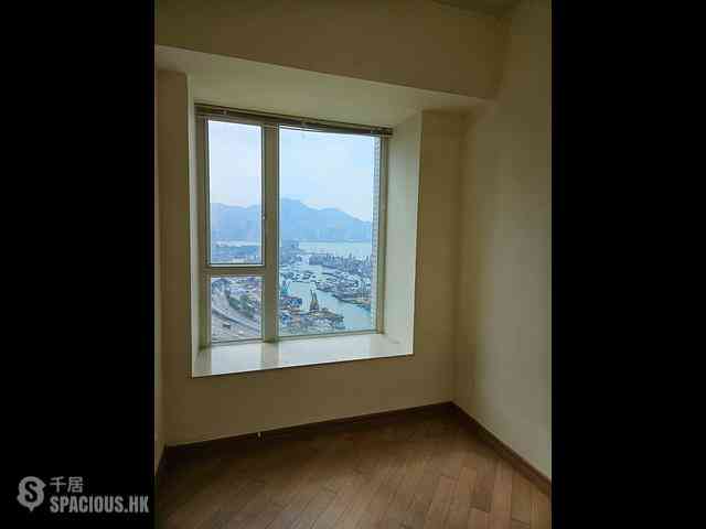 Tai Kok Tsui - Florient Rise 03