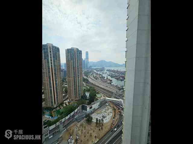 Tai Kok Tsui - Florient Rise 02