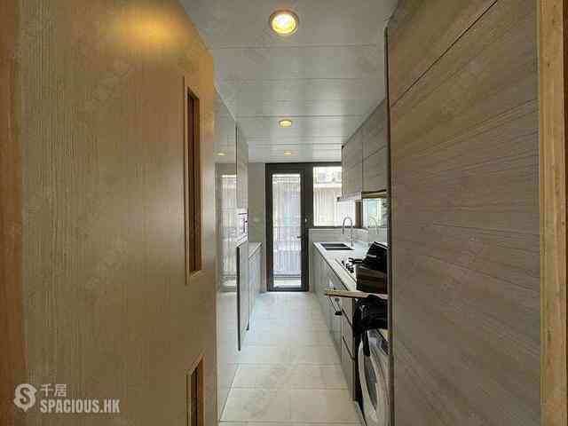 Tung Chung - The Visionary Tower 7 04