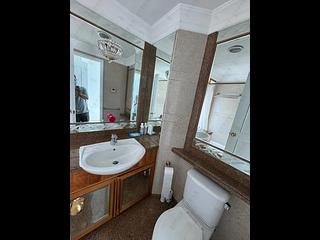 Whampoa Garden - Harbourfront Landmark Tower 1 02