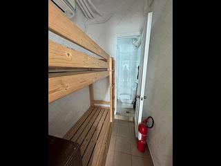 Whampoa Garden - Harbourfront Landmark Tower 1 03