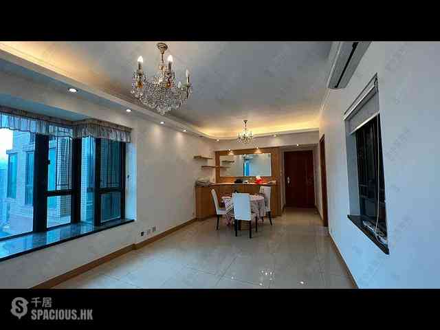 Tsing Yi - Villa Esplanada Phase 3 Block 10 02